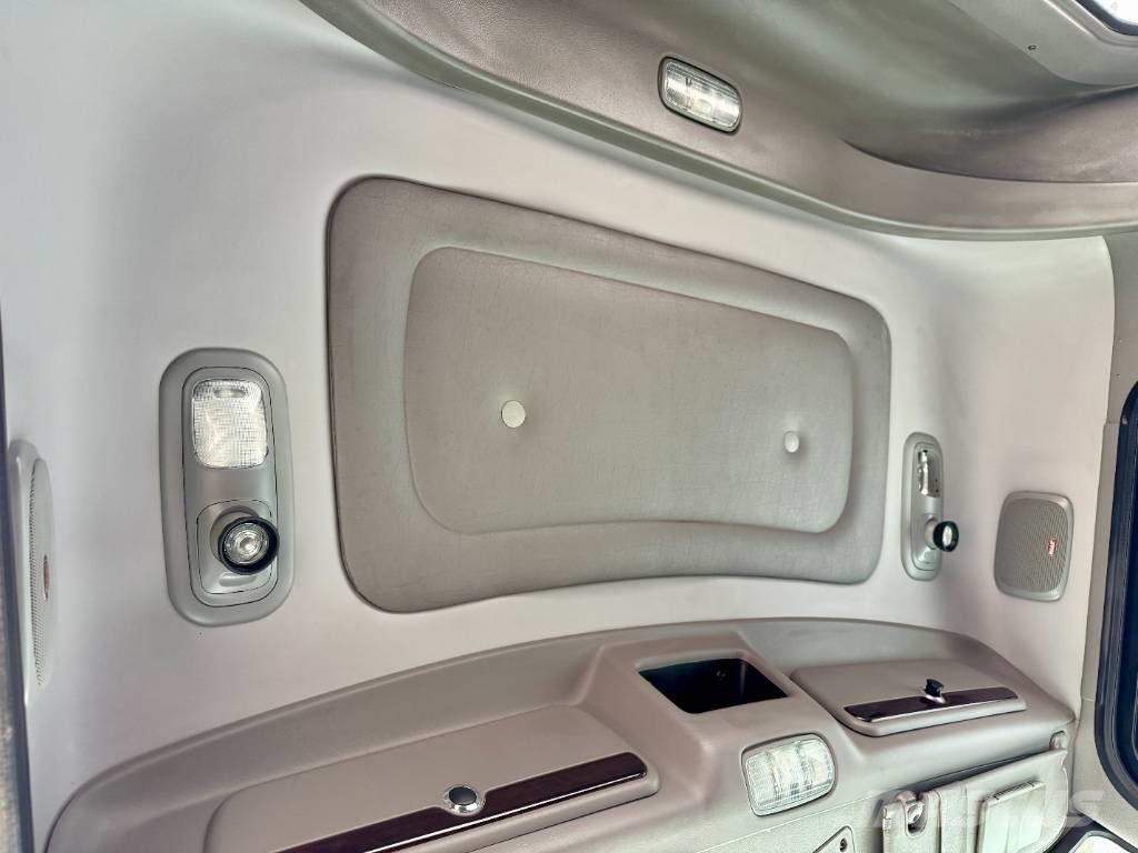 Peterbilt 367 Седельные тягачи