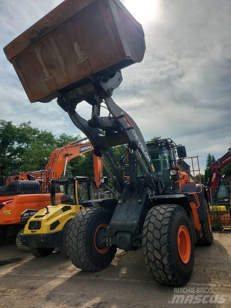 Develon DL 420 CVT-7 Фронтальные погрузчики
