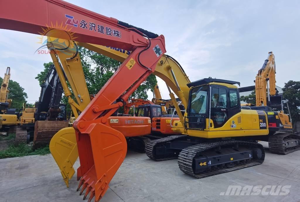 Komatsu PC 200-7 Гусеничные экскаваторы