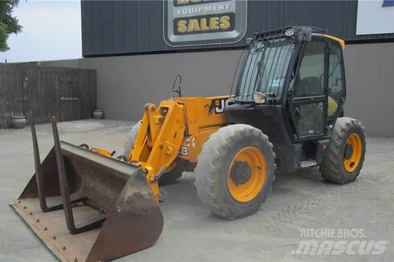 JCB 541-70 Специальные грузовики