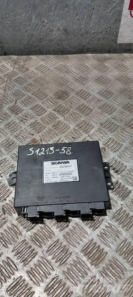 Scania R440  2429017 Электронные блоки