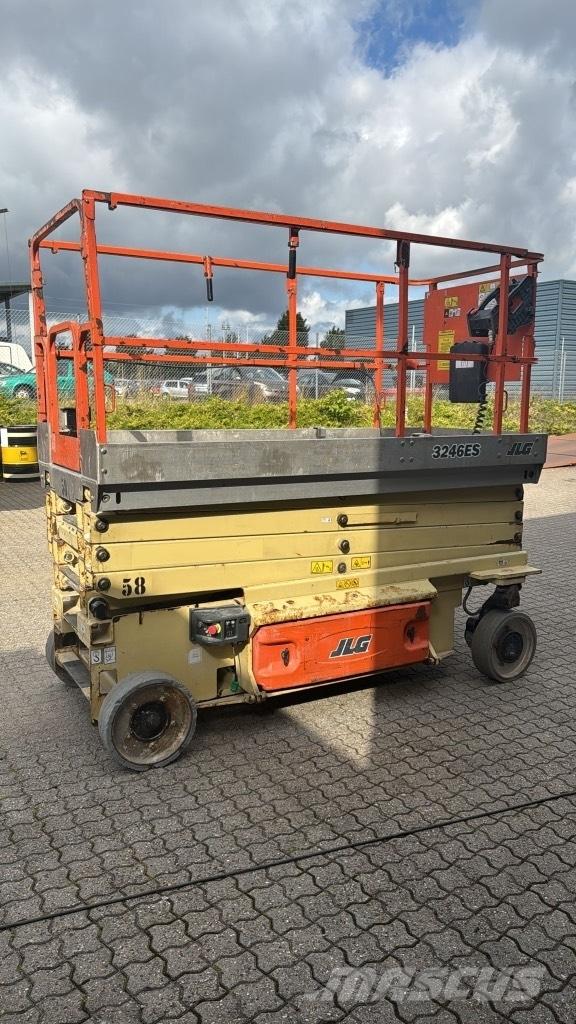 JLG 3246 ES Ножничные подъемники