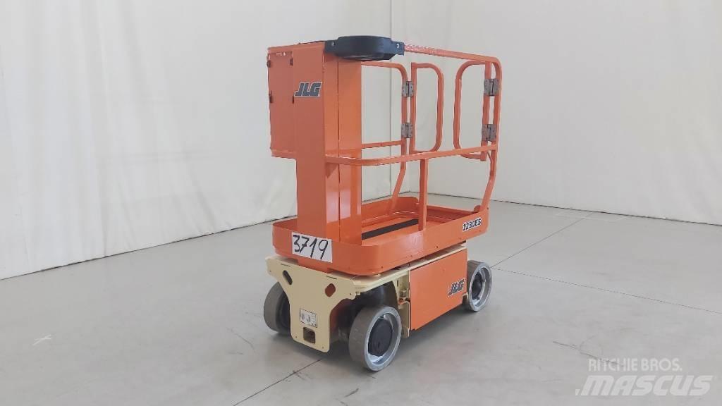 JLG 1230 ES Ножничные подъемники