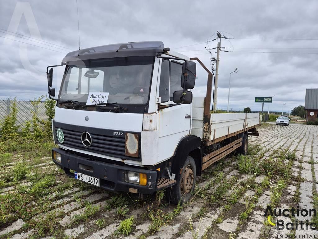 Mercedes-Benz 1117 Грузовики-платформы/боковая разгрузка