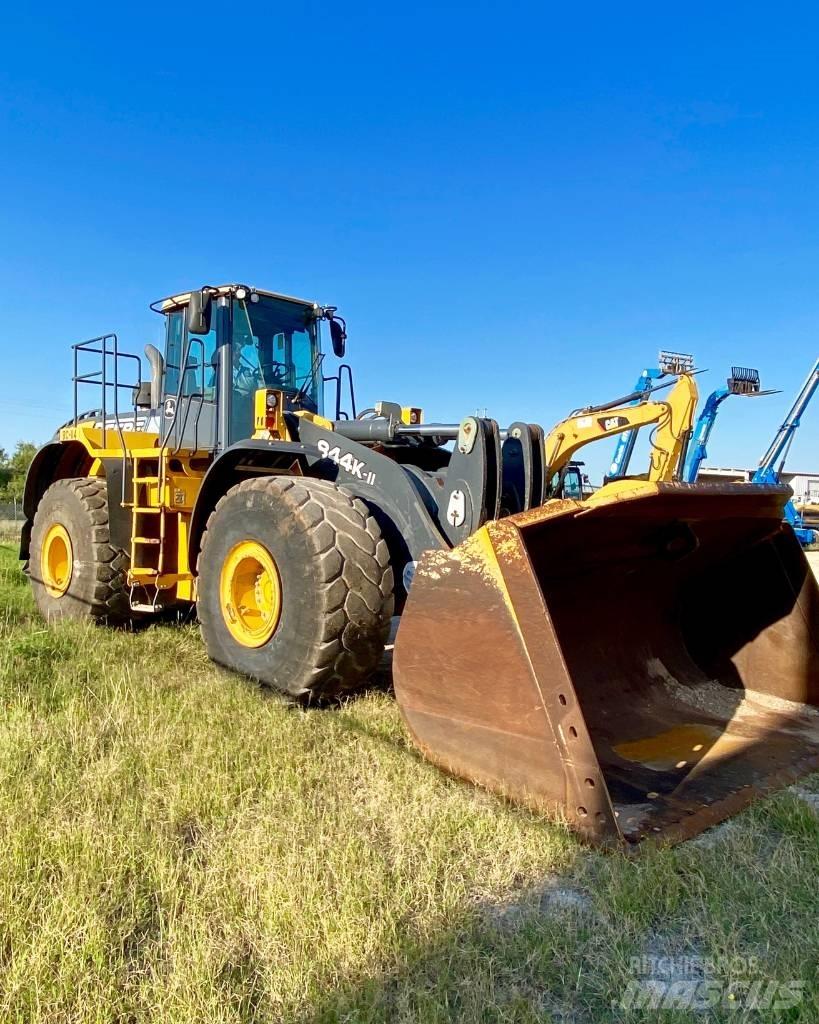 John Deere 844 K Фронтальные погрузчики