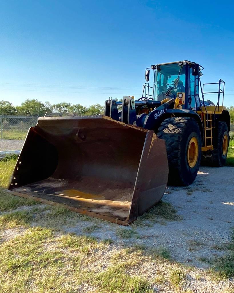 John Deere 844 K Фронтальные погрузчики