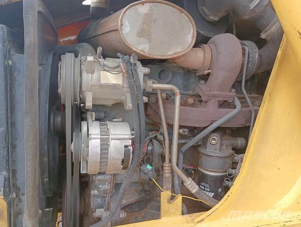 New Holland LB 110 Экскаваторы-погрузчики