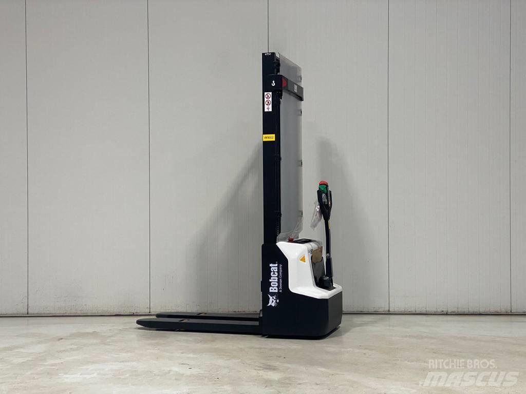 Bobcat LSM12N-7 Ручные штабелёры с электроподъёмом