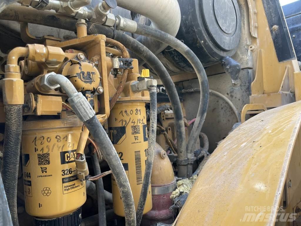 CAT 966H Фронтальные погрузчики