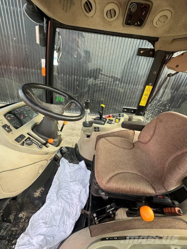 John Deere 3720 Коммунальные тракторы