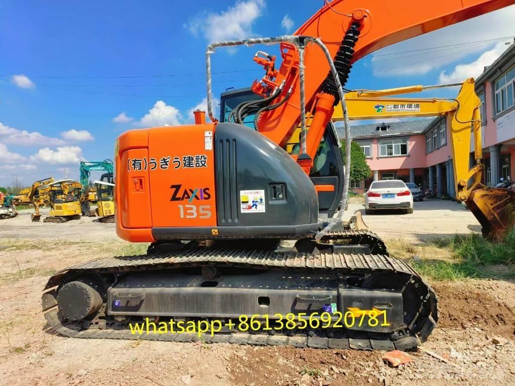 Hitachi ZX 135 US Гусеничные экскаваторы