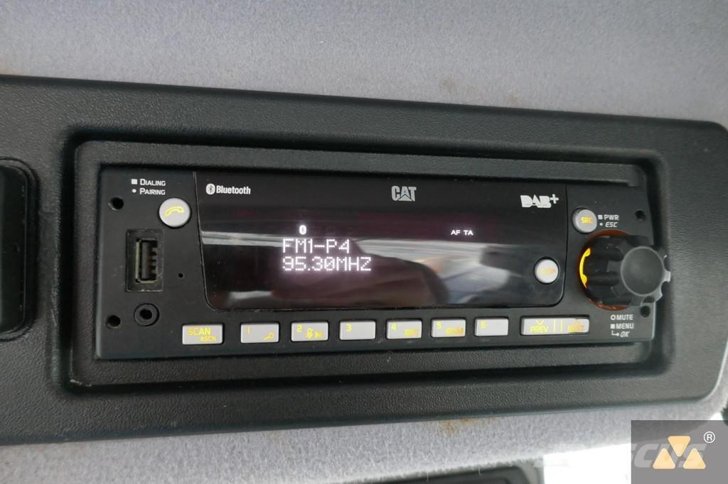 CAT 972M Фронтальные погрузчики