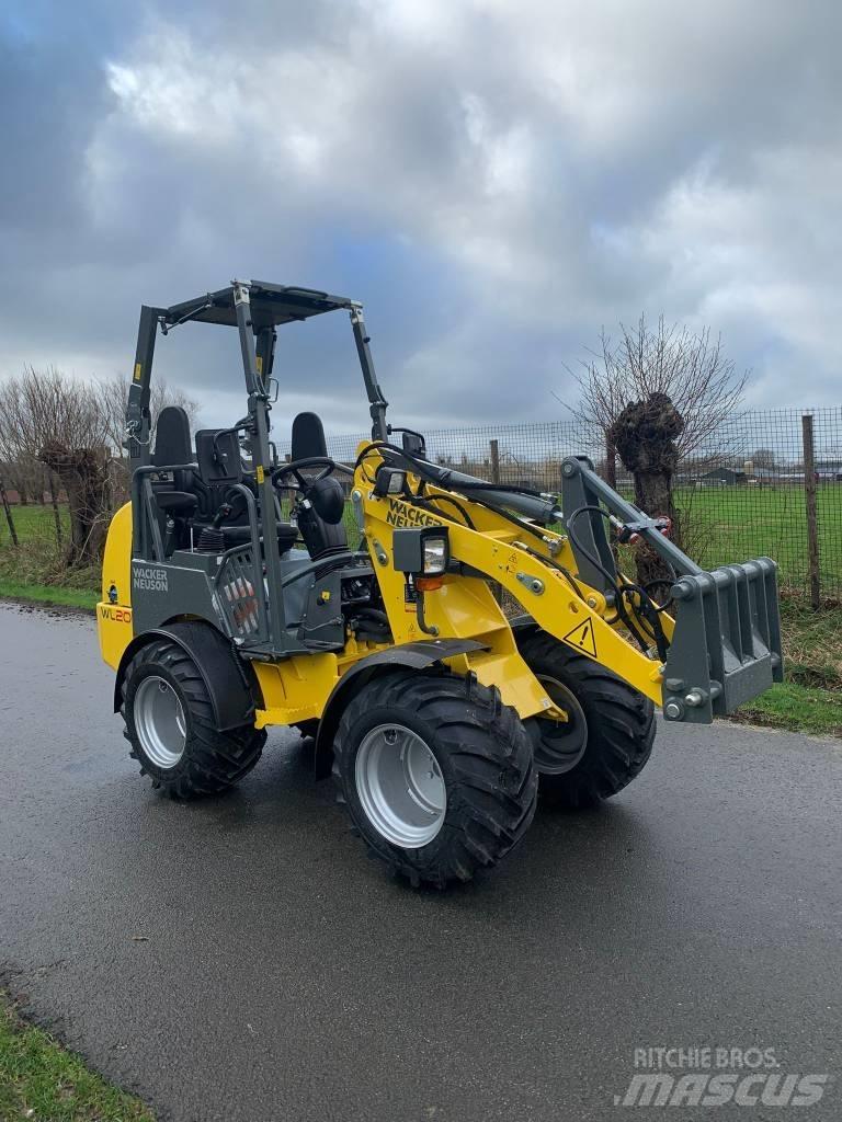 Wacker Neuson WL20 Фронтальные погрузчики