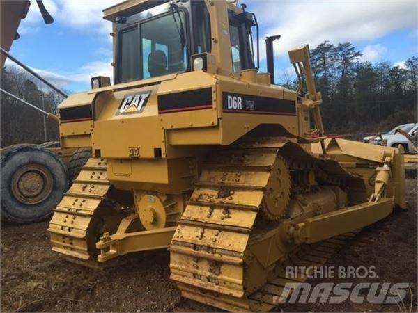 CAT D 6 R Гусеничные бульдозеры