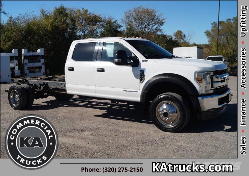 Ford F 550 XLT SD Шасси с кабиной