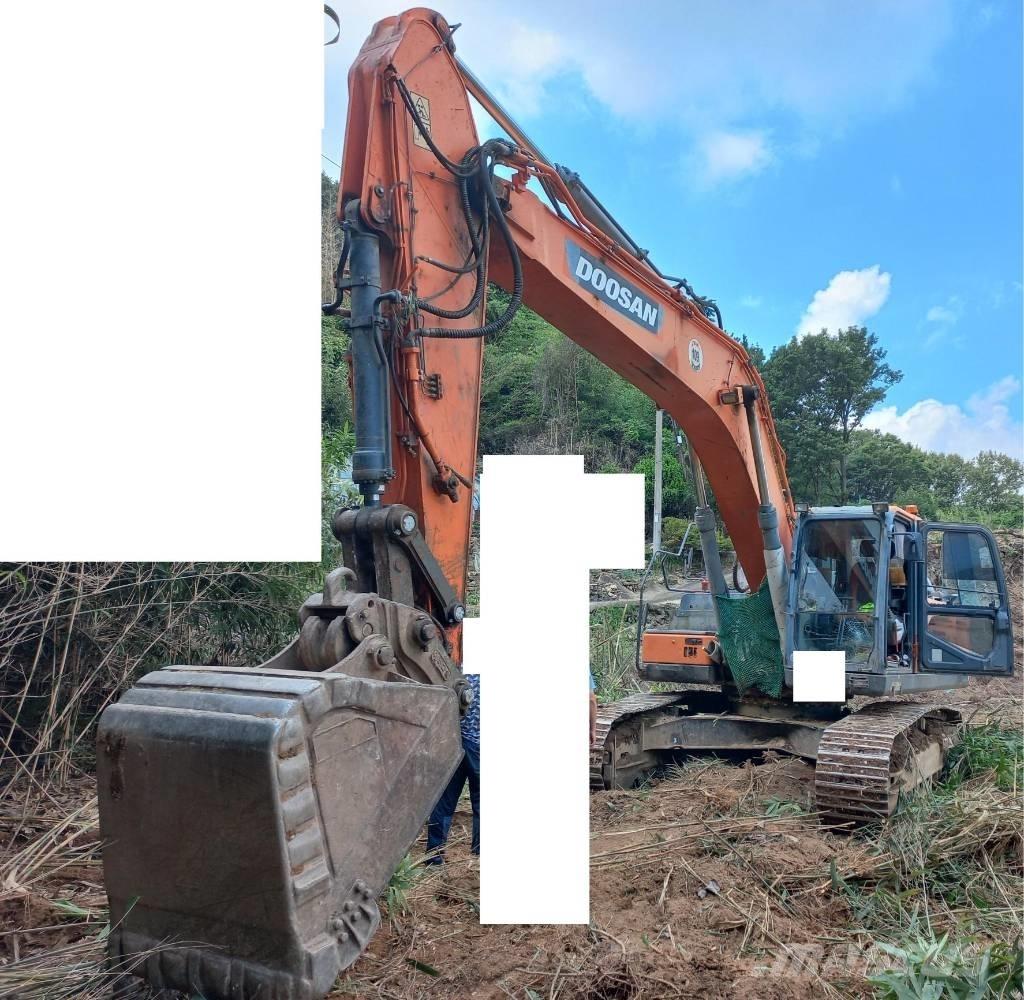 Doosan DX 300 LC-5 Гусеничные экскаваторы