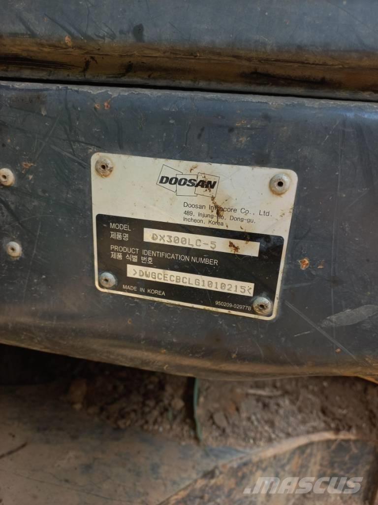 Doosan DX 300 LC-5 Гусеничные экскаваторы