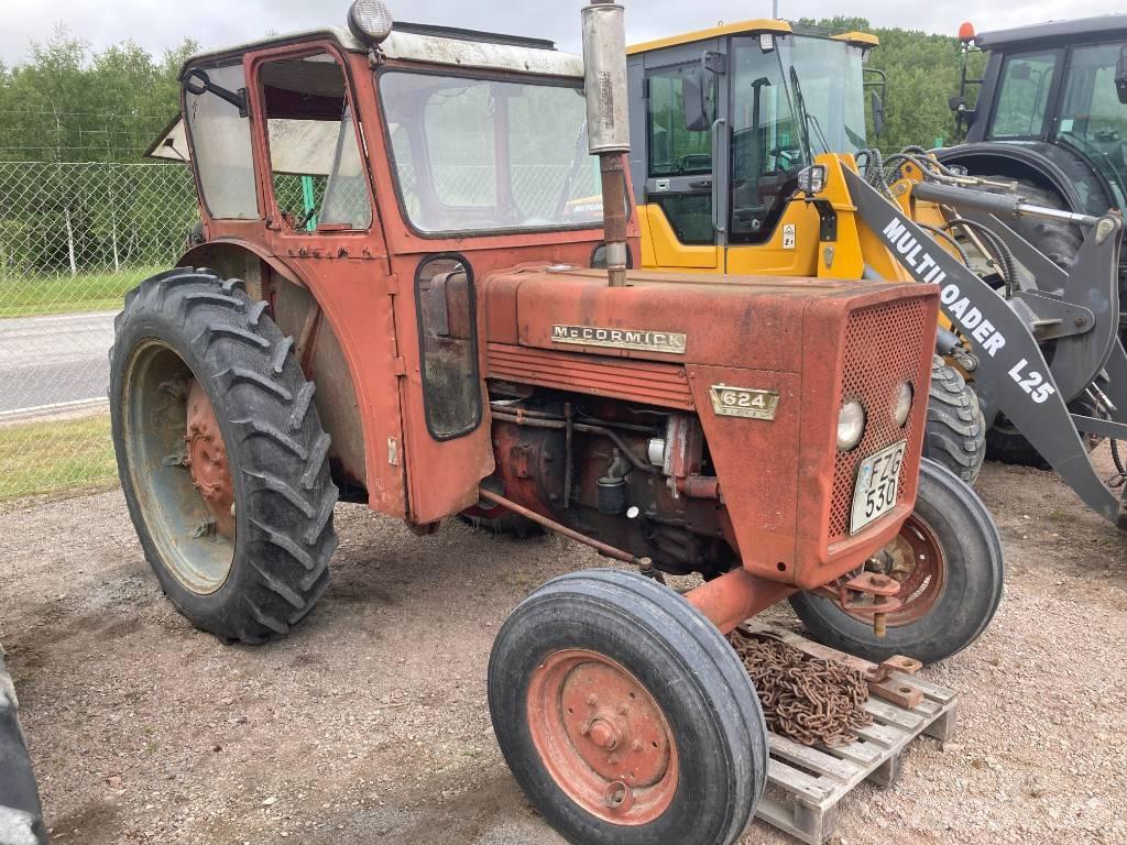McCormick 624 Трактора