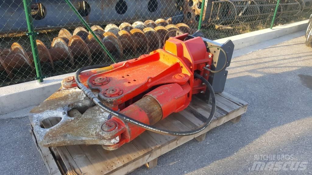 Rammer RCC16R Навесные резаки асфальта