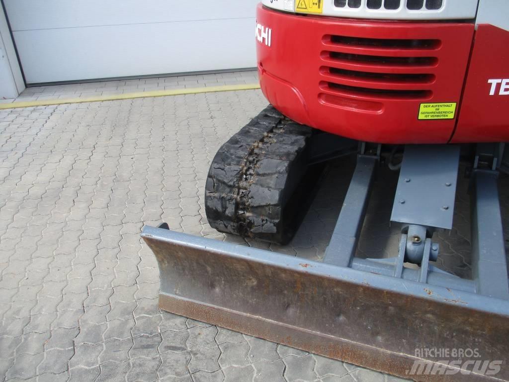 Takeuchi TB 153 FR Мини-экскаваторы