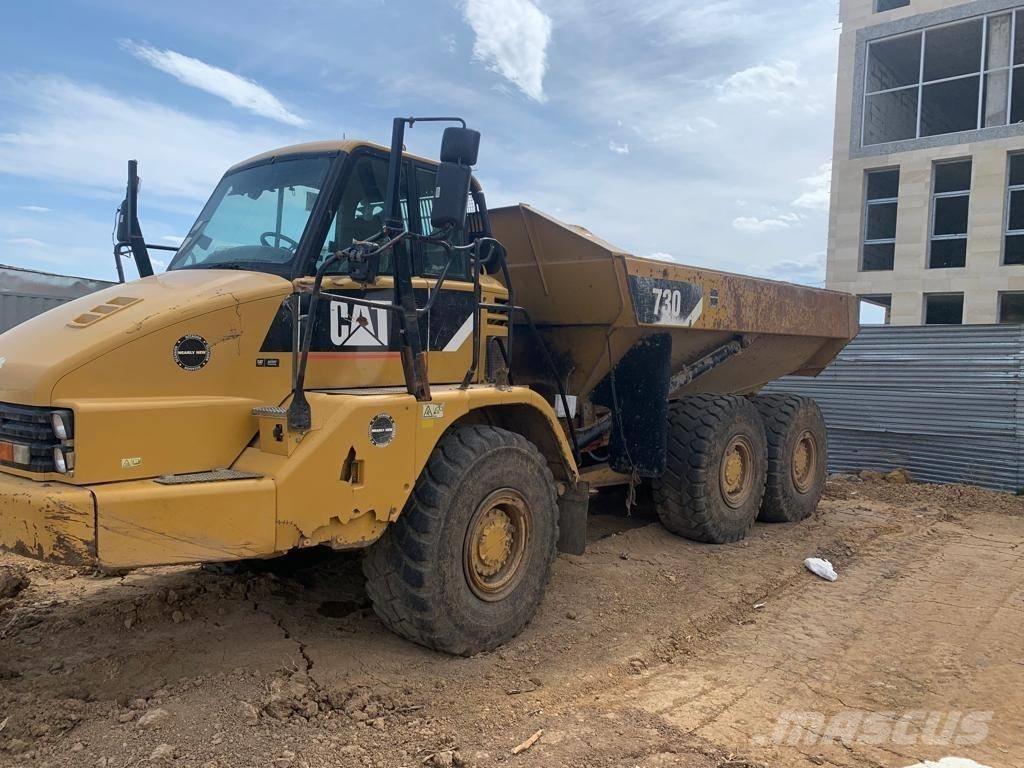 CAT 730 Шарнирно-сочленённые самосвалы