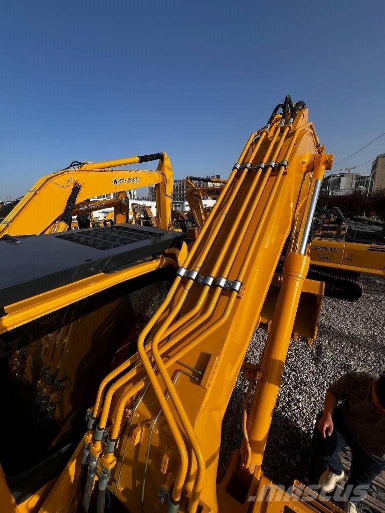 Komatsu PC450-8 Гусеничные экскаваторы