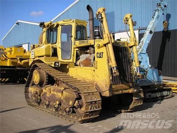 CAT D8N Гусеничные бульдозеры