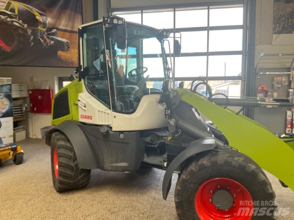 CLAAS Torion 644 Фронтальные погрузчики