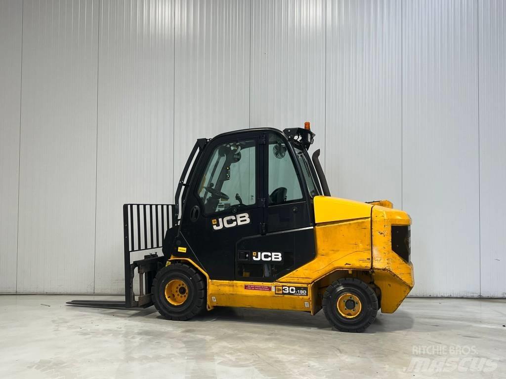 JCB TLT30-19D-2WD Дизельные погрузчики