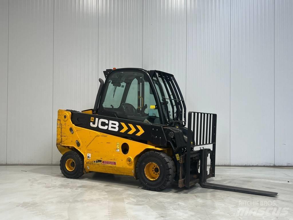 JCB TLT30-19D-2WD Дизельные погрузчики