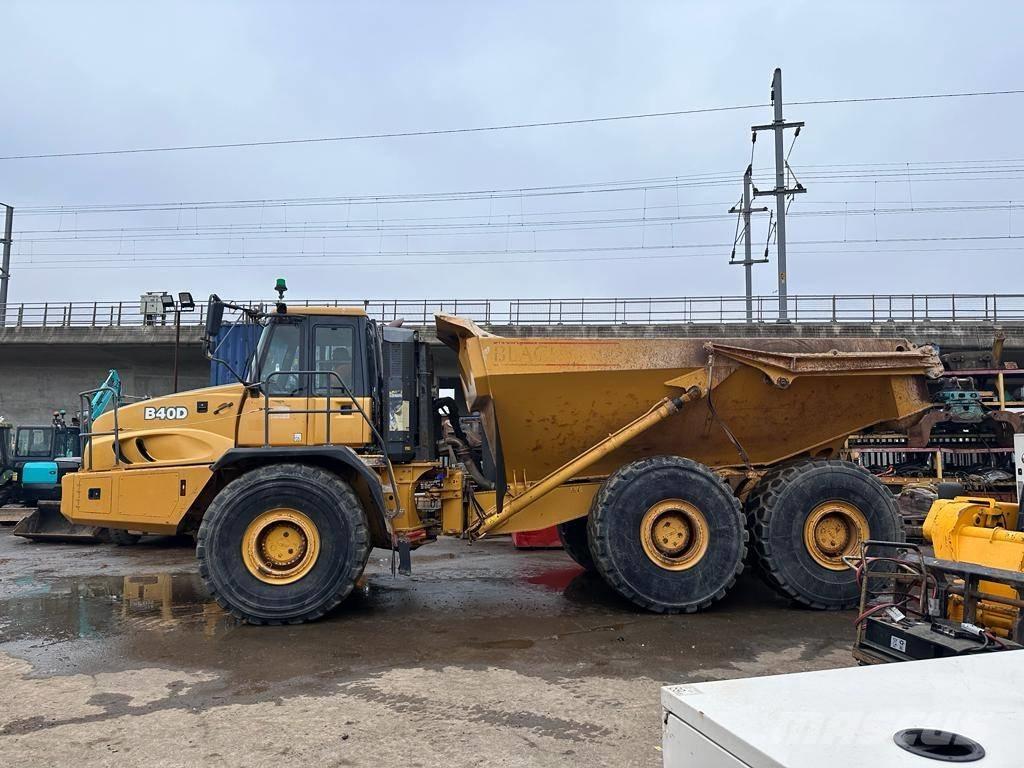 Bell B 40 D Шарнирно-сочленённые самосвалы