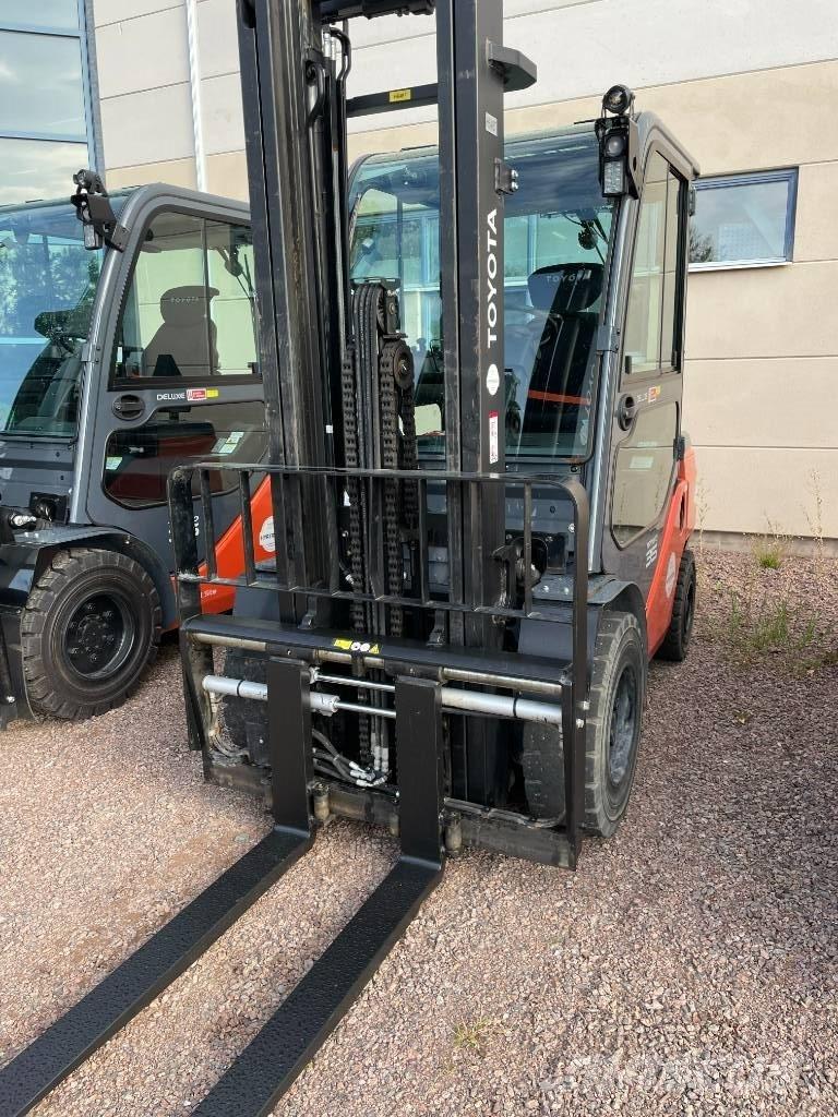 Toyota 52-8FDJF35 Дизельные погрузчики