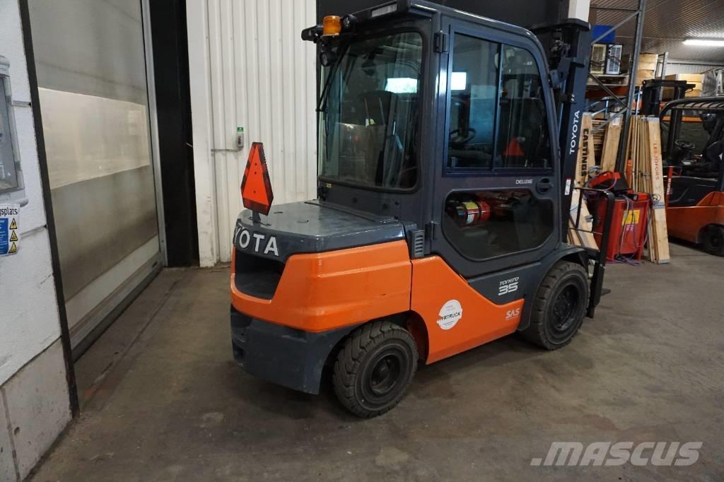 Toyota 52-8FDJF35 Дизельные погрузчики