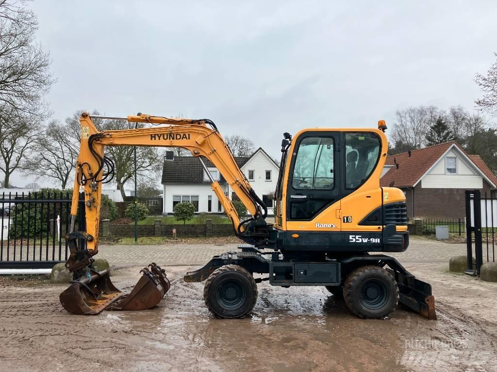 Hyundai 55W-9A Колёсные экскаваторы