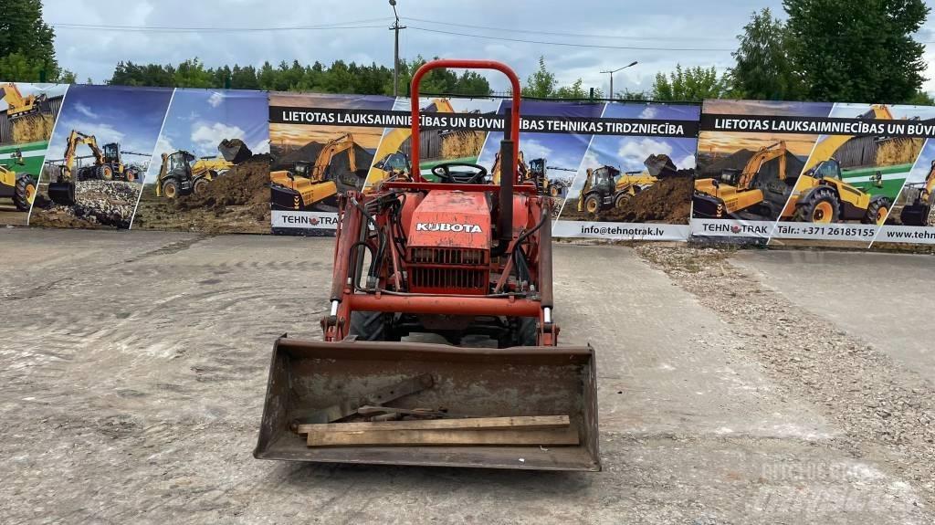 Kubota B 20 Трактора