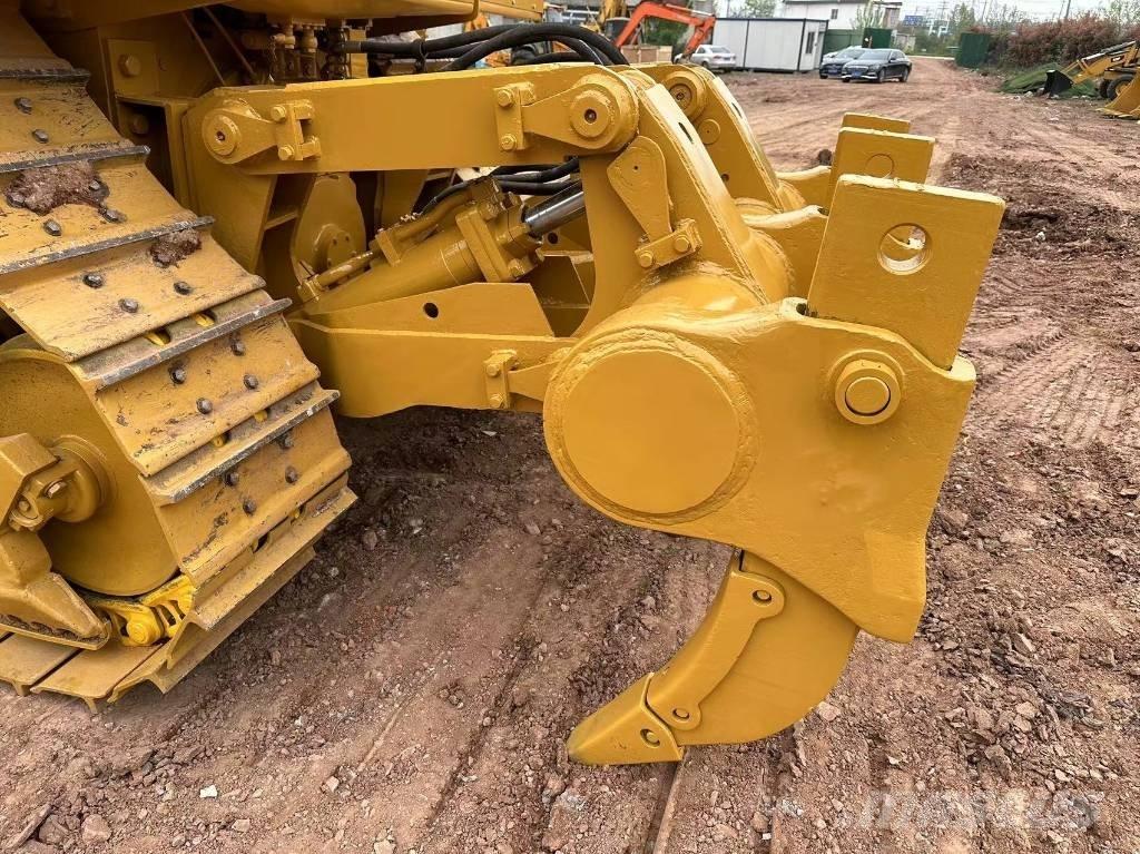 CAT D8R Гусеничные бульдозеры