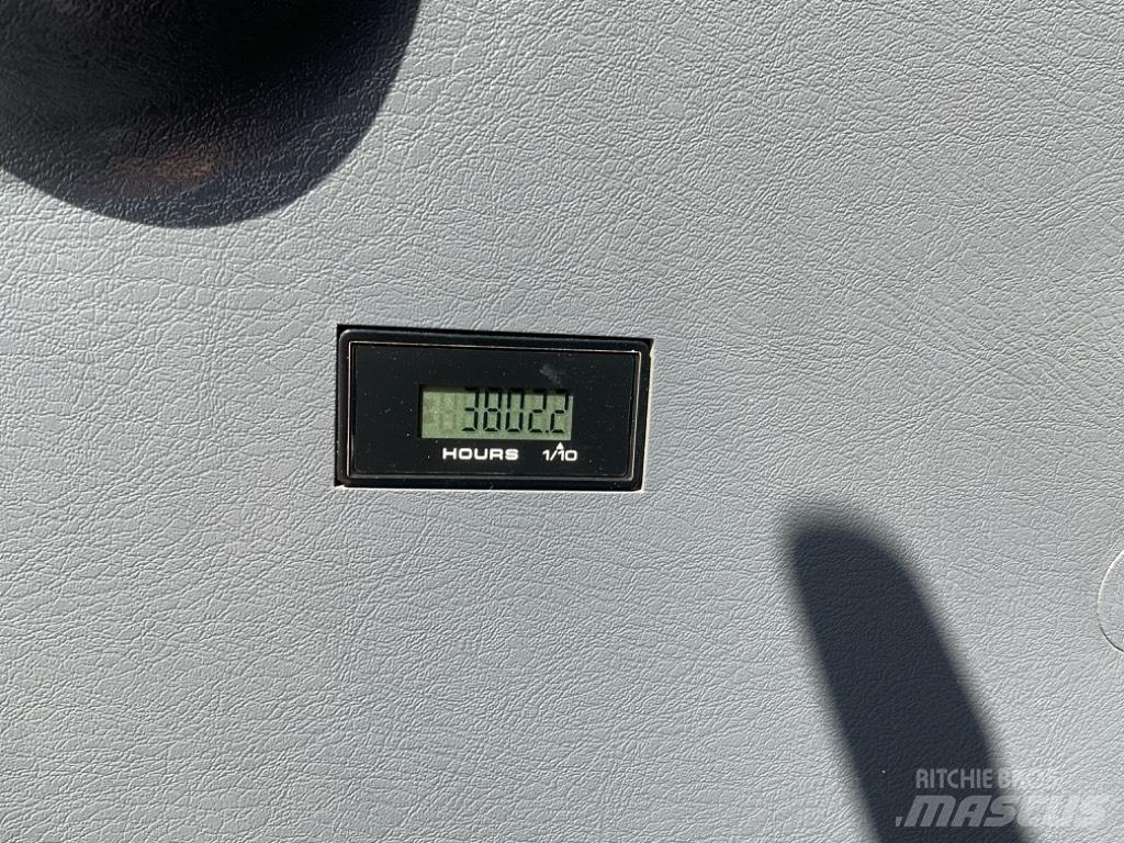 Hyundai HX145A LCR Специальные экскаваторы