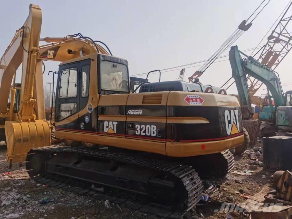 CAT 320BL Гусеничные экскаваторы