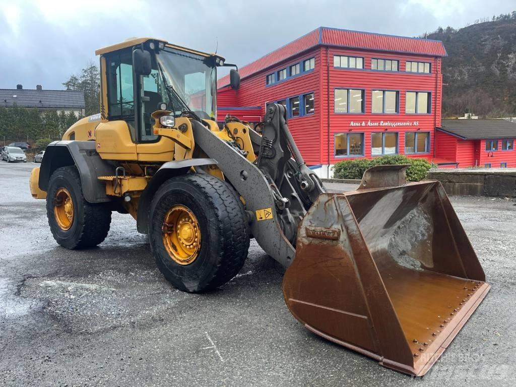 Volvo L 90 G Фронтальные погрузчики