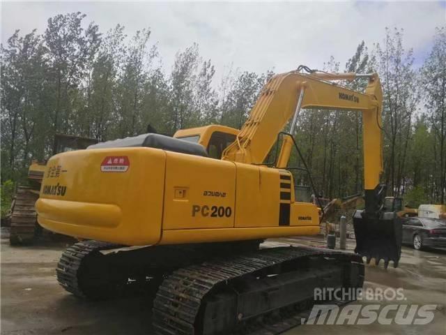 Komatsu PC 200-6 Гусеничные экскаваторы