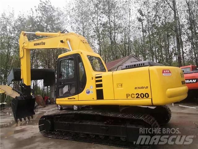Komatsu PC 200-6 Гусеничные экскаваторы