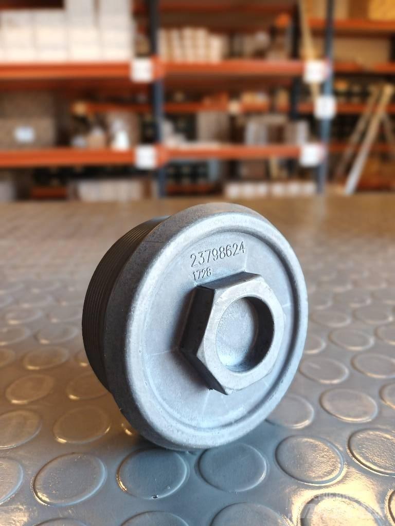 Volvo COVER 23798624 Коммерческий транспорт - Другие