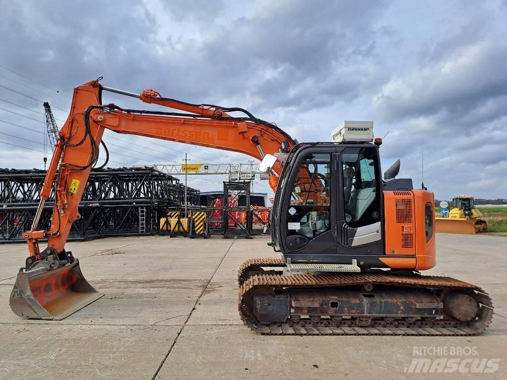 Hitachi ZX135US-6 Гусеничные экскаваторы