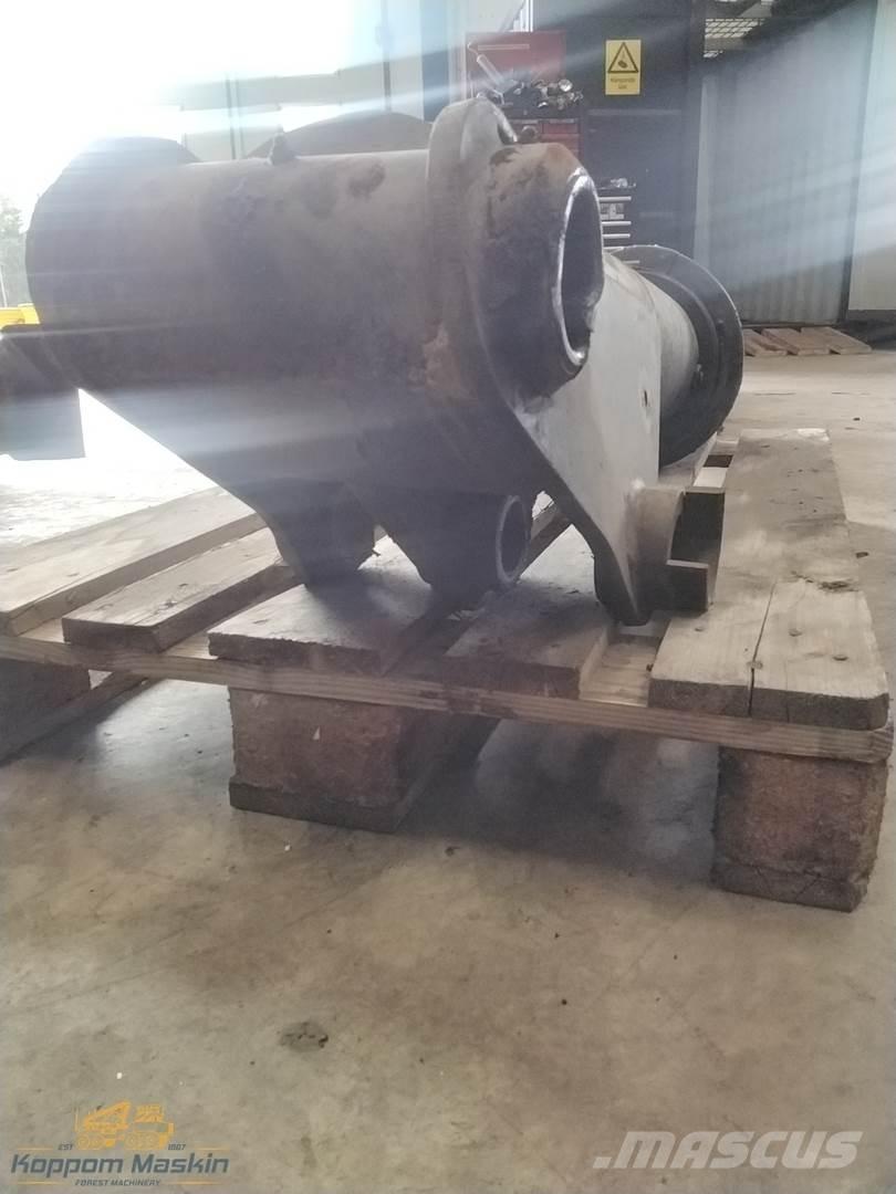 FMG 374 Манипуляторы для харвестеров