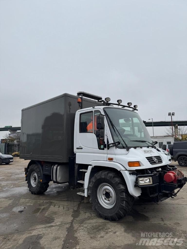 Unimog U300 Коммунальные машины
