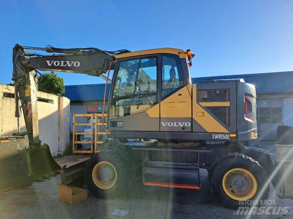 Volvo EWR150E Колёсные экскаваторы