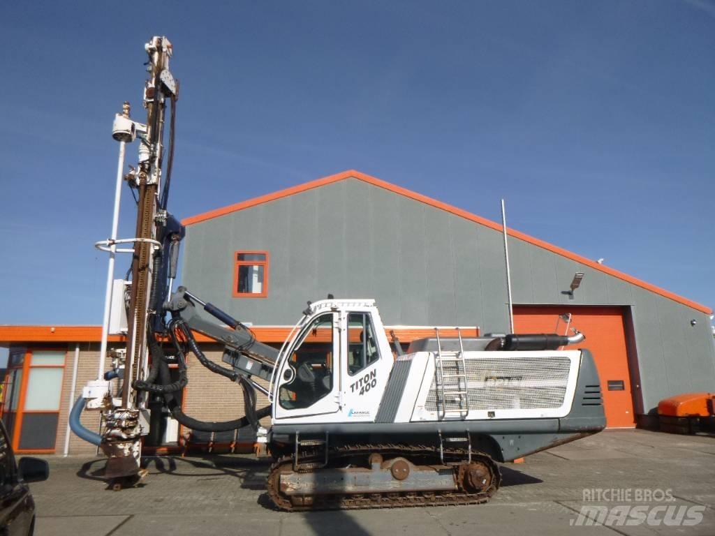 Sandvik Titon 400 Гусеничные буровые установки