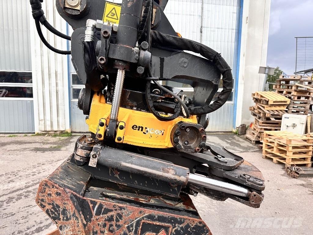 Schaeff TW 110 Колёсные экскаваторы
