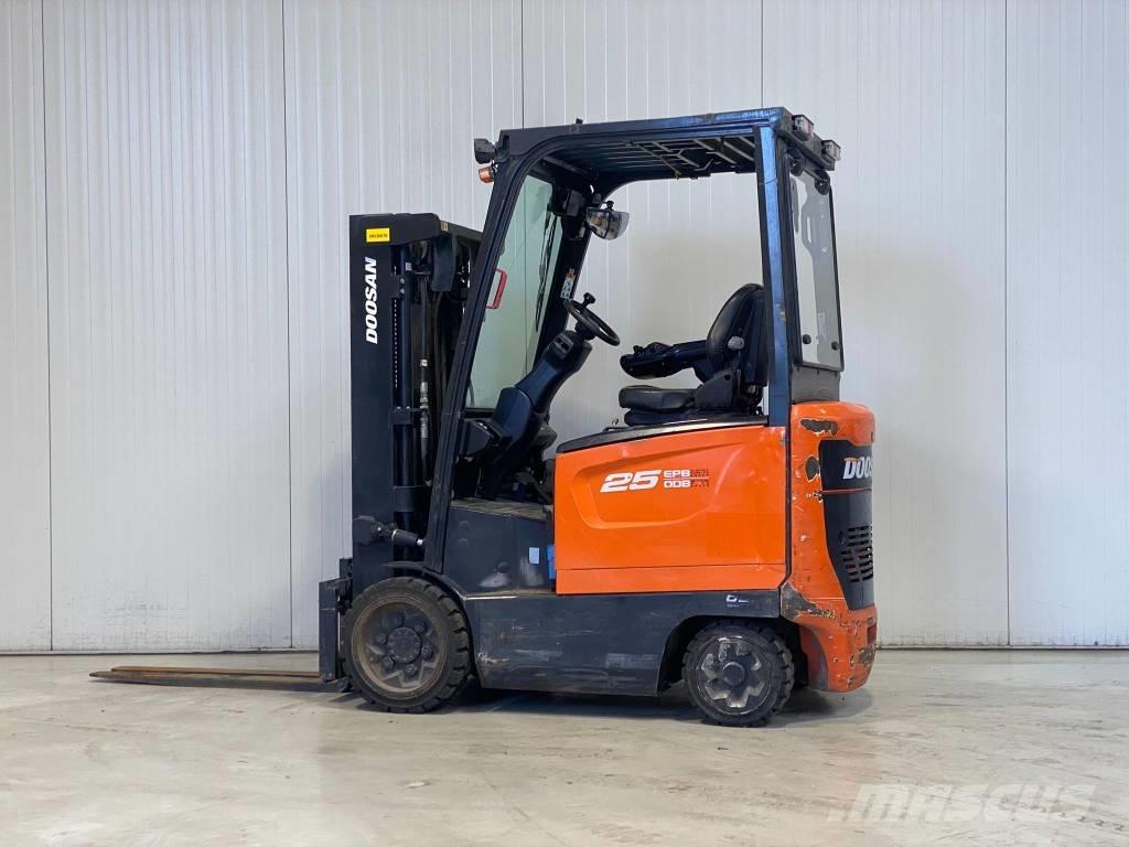 Doosan BC25S-7 Электропогрузчики