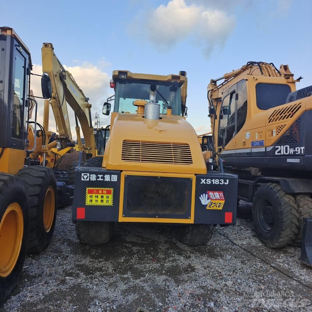 XCMG XS 183 J Грунтовые катки
